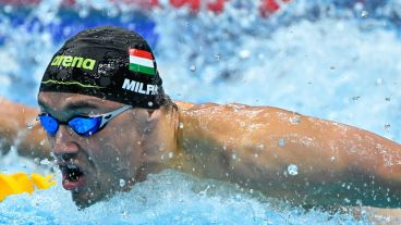 Milák Kristóf nem úszik váltóban a párizsi olimpián