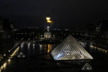 Csaknem négyórás megnyitóval vette kezdetét a XXXIII. nyári olimpia Párizsban