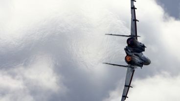 Brit gépeket fogott az orosz Szu-27-es